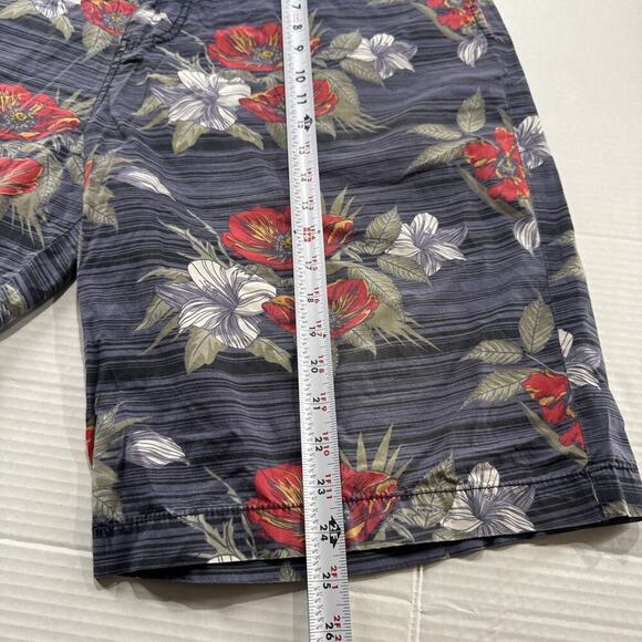 VTG Ecko Unltd. Hawaiian Floral Shorts Size 40 - Picture 3 of 11
